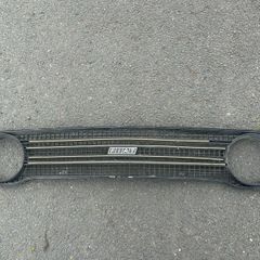 Fiat 128 grille