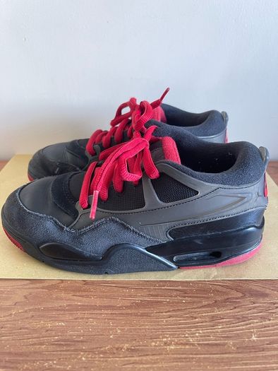 NIKE AIR boys trainers size 4,5UK/37,5EU