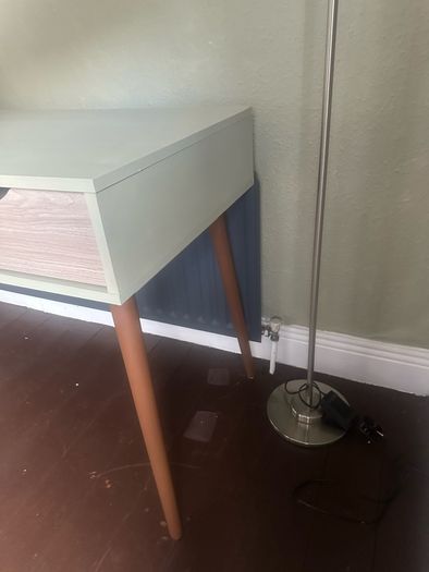 Refurbished desk