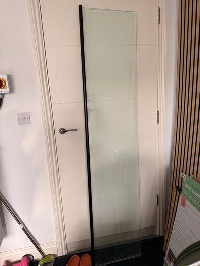 Glass floating shelf