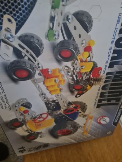 Model construction set