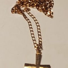9ct gold Chain with cross