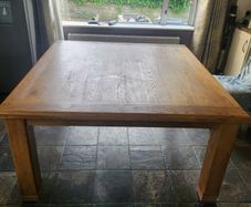 Danube solid Oak Table with 6 leather chairs