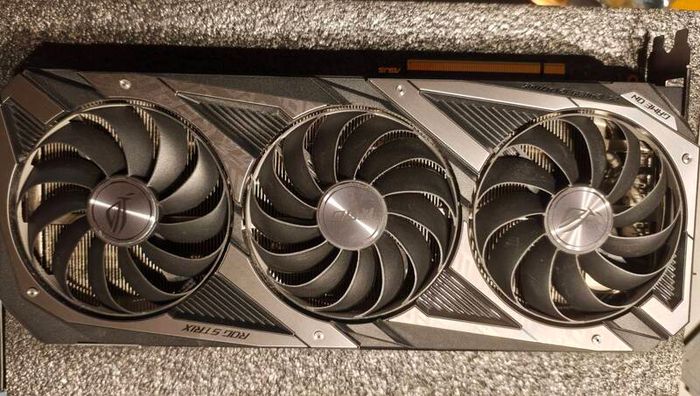 Asus ROG Strix RTX 3080ti OC - Good condition