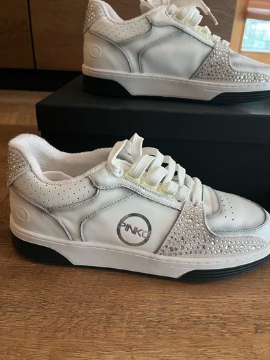 Pinko sneakers with gems