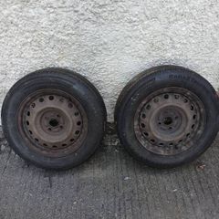 2 toyota corrolla rims and tyres