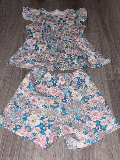 Soft Floral shorts and top set