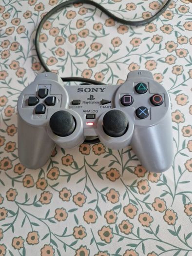 playstation 1 console