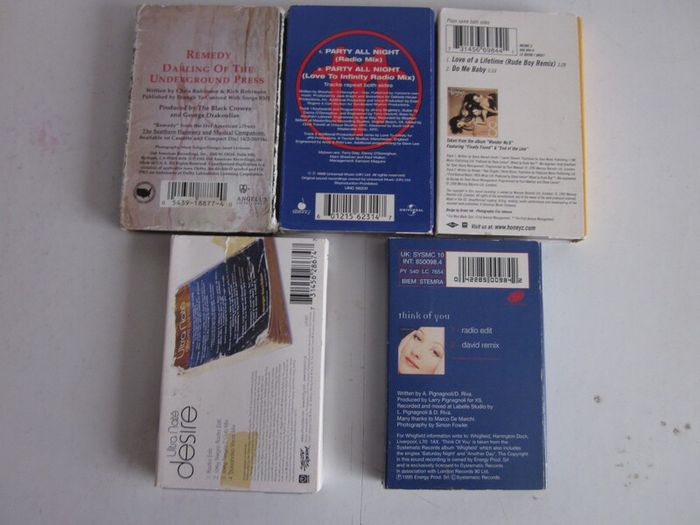 Cassettes in Sleeves Bundle X13