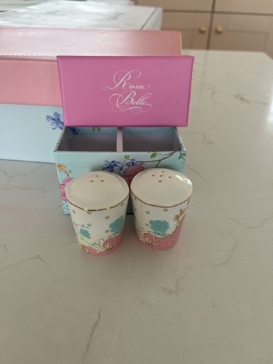 Rosa Belle salt and pepper shakers