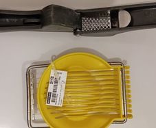 Garlic press /potato cutter