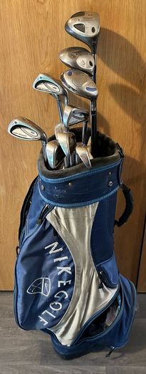 Full beginner golf set Titleist and Wilson with bag and golf balls