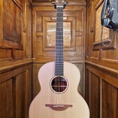 Lowden F-35