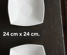 2 x porcelain serving bowls. Uncle Ben's collector items.