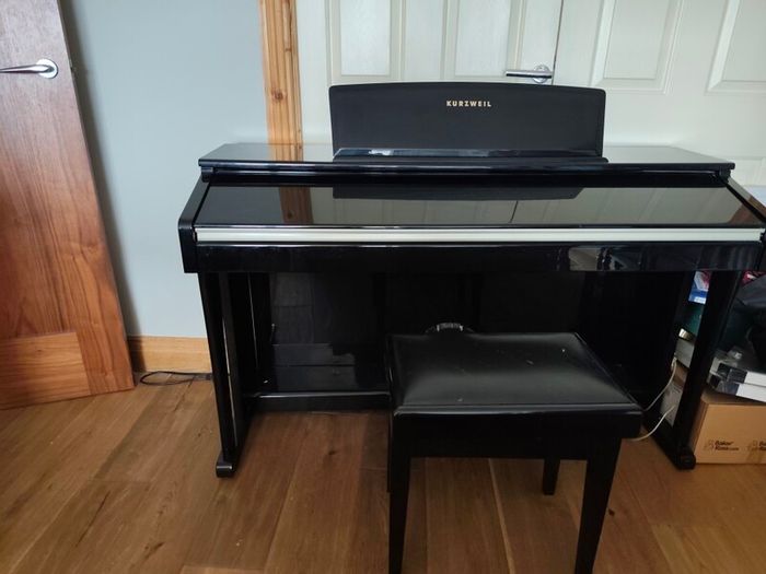 Kurzweil electric piano