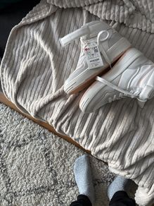 Pull and bear high tip trainers size 5 uk