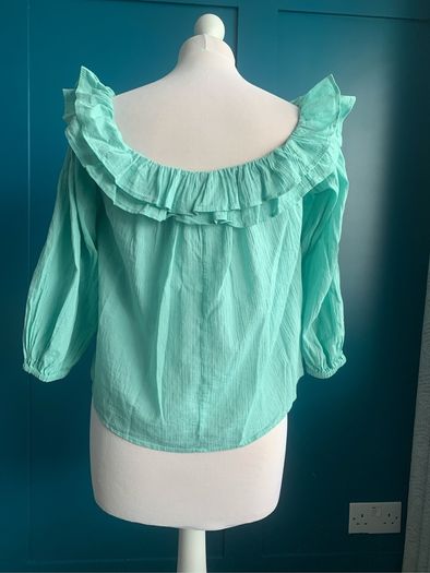 Zara Bardot style blouse. Size L