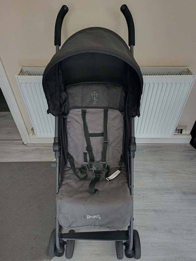 Red kite baby's buggie