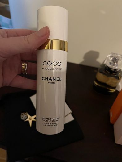 CHANEL Coco Mademoiselle Bundle - Mist, Charm & Sample