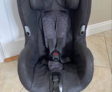 Maxi cosi axis car seat 9months - 4 years 9-18kg