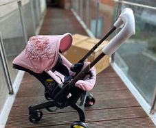 Brand New pink car seat pram stroller Doona pram