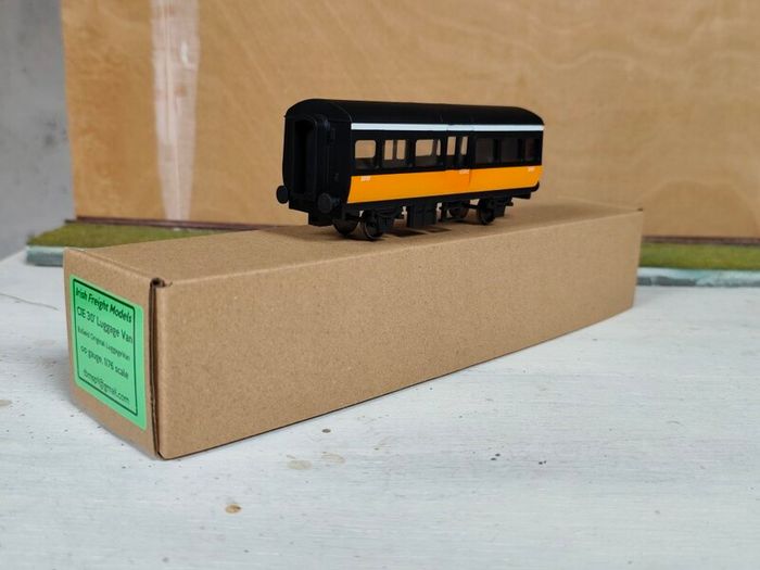 CIE Irish railway 30'  bullied luggage van