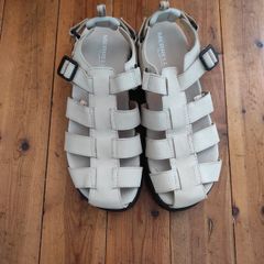 Merrell ladies leather fisherman style sandals size 7