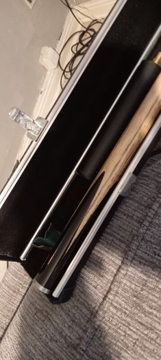 Snooker / pool cue
