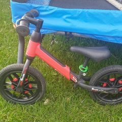 QPlay Spark 12-Inch Kids Balance Bike with Wheel Lights