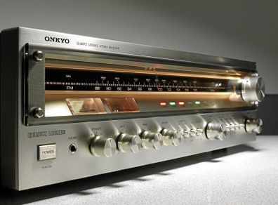 Onkyo TX 4500 MKII Giant Stereo Receiver 85w pc can run 3 Sets of Speakers has dual phono stage inputs Quartz-Locked beast absolutely mint like New fully professionally serviced