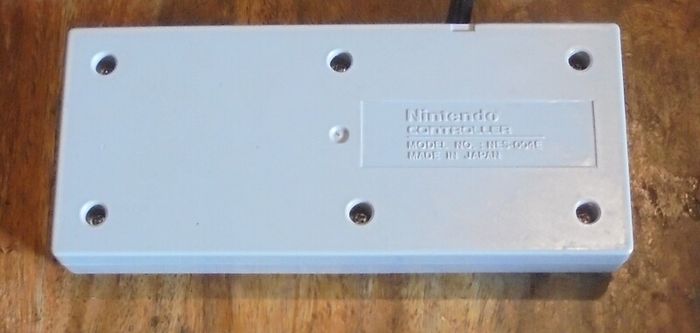 Nintendo NES + 2 Controllers + Power supply + Region Free-Pal A/B