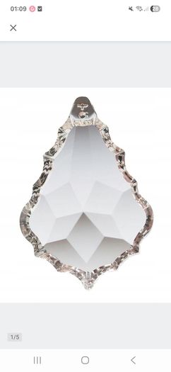 Crystal pendants with connectors