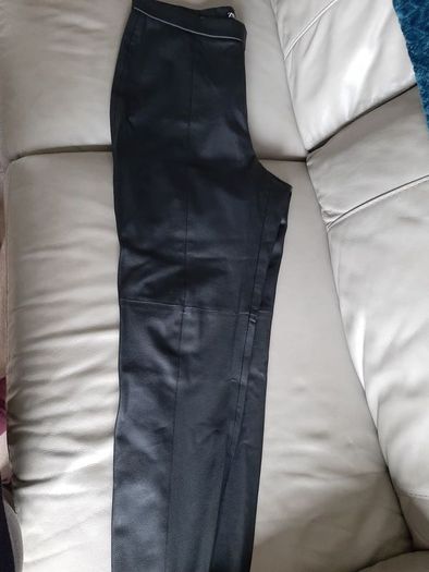 BNWOT Size 16 Zara leather look trousers