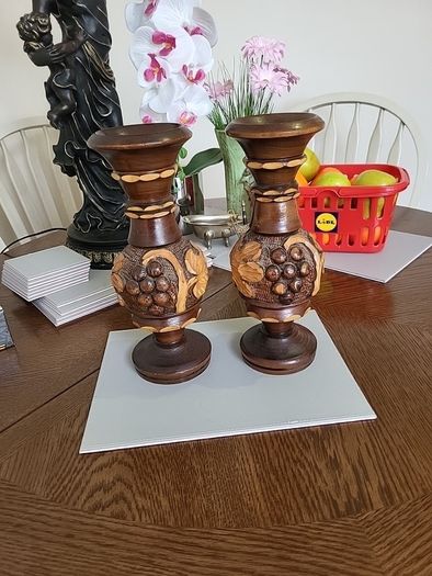 Vases carved wooden