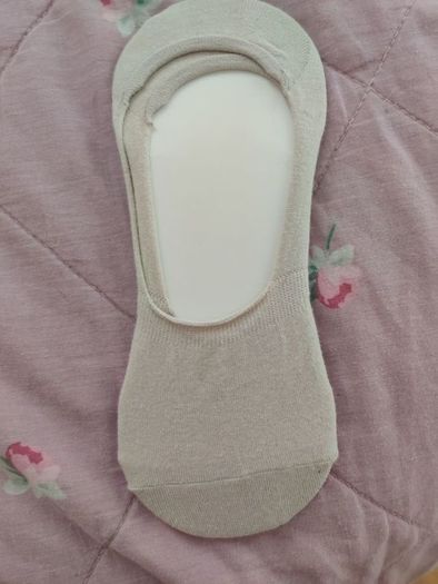 Brand new Calvin Klein beige shoe liners size UK8/9 EU42/43 Free post