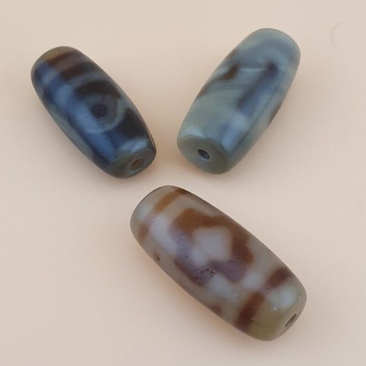 Vintage Himalayan Tibetan Unique Eyes Pattern Agate Dzi Beads  Lot of 3