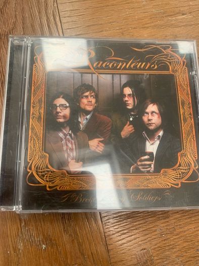 The Raconteurs - Broken Boy Soldiers