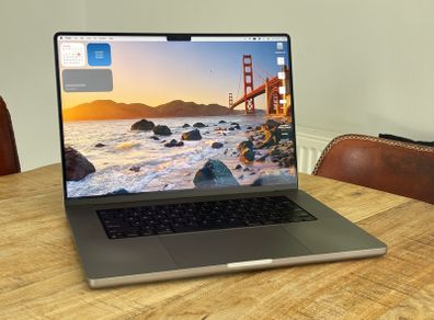 M1 Macbook Pro 16" 32gb Ram 512gb Ssd