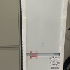 Brand New Electrolux Integrated Fridge Freezer