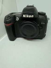 Nikon D70s