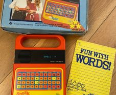 Speak and Spell original 1978 Texas Instruments boxed working English voice
