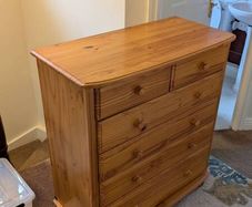 Pine Chest of Drawers
