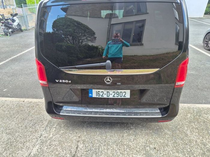 Mercedes-Benz V-Class 2016
