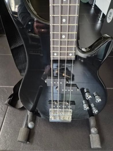 bass