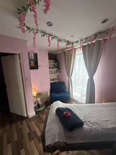 Fully Equipped Beauty & Massage Salon for Sale