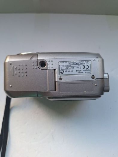 Fujifilm FinePix A204 digital camera