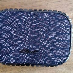 Axel Clutch Bag - Metal Frame with Shoulder Chain