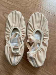 Ballet poms - EU35