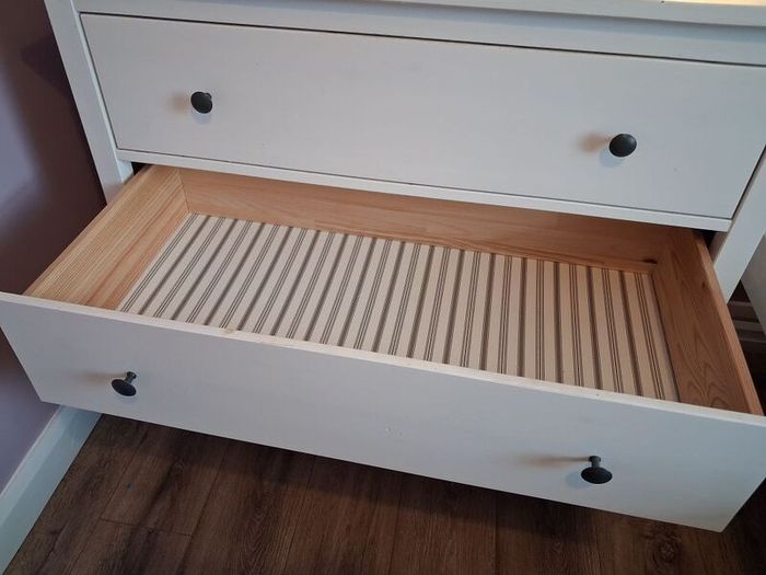 Ikea Hemnes 3 drawer chest of drawers.