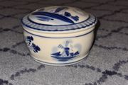L.A. Vintage Blue and White Dutch Delft hand painted trinket box